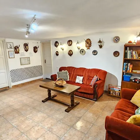 Casa Vanatorului-2