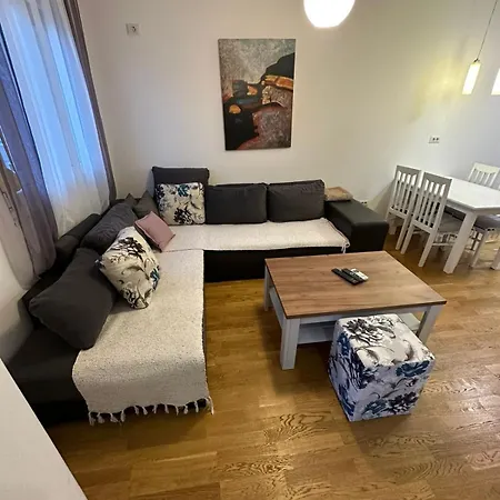 Emina Apartment City Kvart-3
