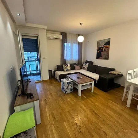 Emina Apartment City Kvart-2