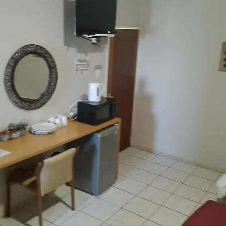 Larochelle Guesthouse-3