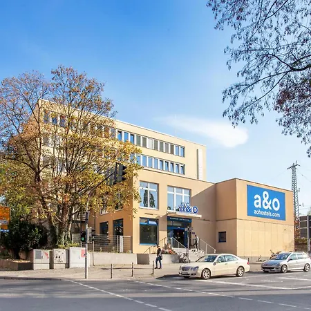 a&o Aachen Hauptbahnhof-2