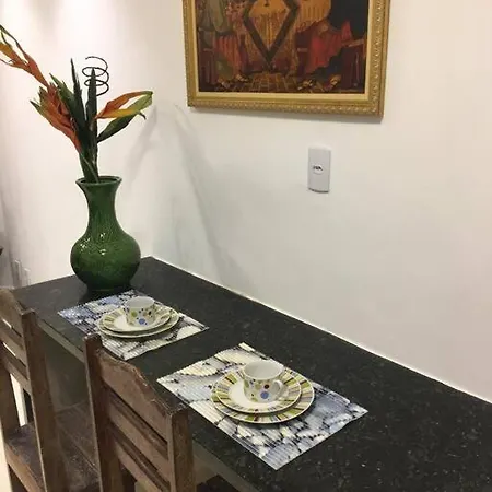 Quarto E Sala Bem Localizado-2