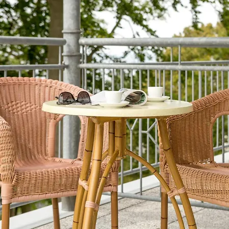 Vju Hotel Rügen-3