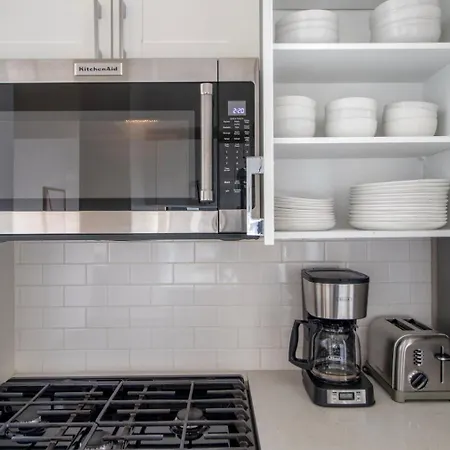 Upper West Side 2Br W Rooftop Gym Nr Park Nyc-1216-3