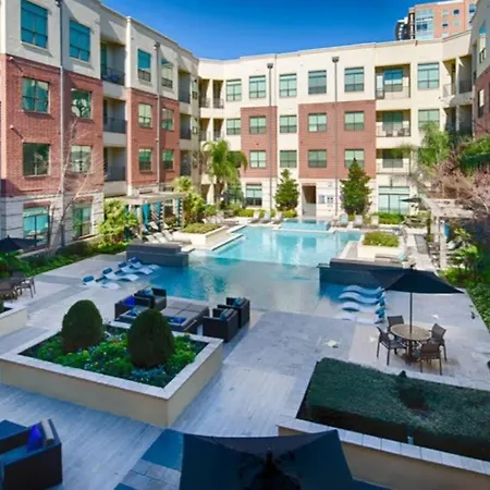 Peony At Millennium - Elegant 2 Bed Apt In Houston-3