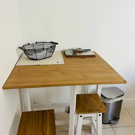 Lovely 1 Bedroom Apartment In The Heart Of Chelsea-2