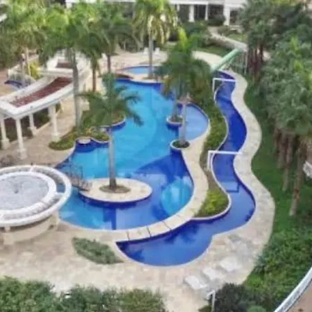 Barra Family Resort 212-3
