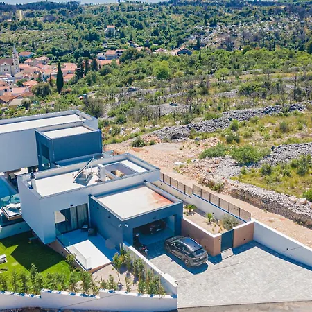 Gemütliches Haus In Sibenik Mit Sauna-2