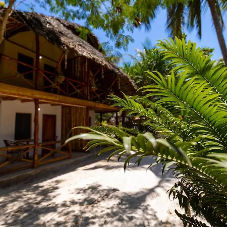 Eden Paradise-3