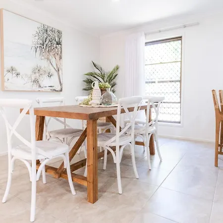 Coolum Family Hideaway With Pool, Sauna & Ice Bath-3