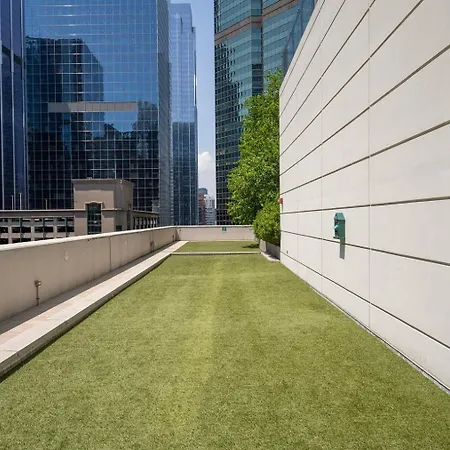 Loop Studio W Pool Gym Nr Theatre District Chi-248-2