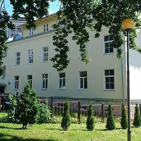 Cozy 1-Bedr In The Centre Near Old Town With Private Parking-2