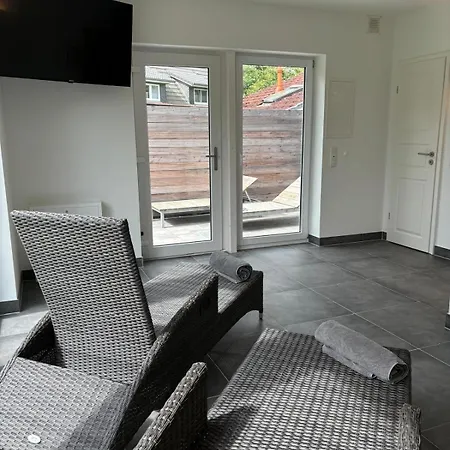 Pappelhof - Doppelhaushälfte mit Garten in Grömitz-2