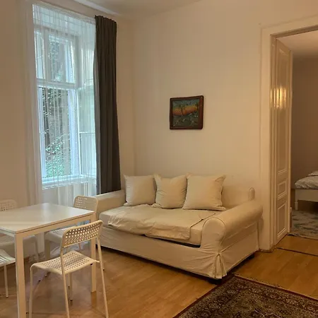 Alser Apartment-3