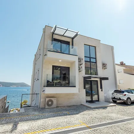 Beach Apartments-2