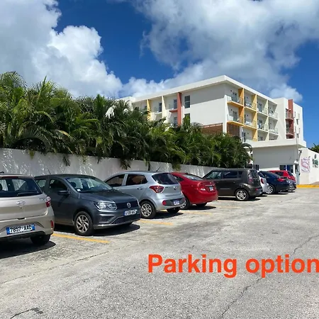 Modern Ocean And Airport View Condo In Maho, Pool, Gym, Walk To Maho Beach,Mullet Bay, Dinning, Night Life-2