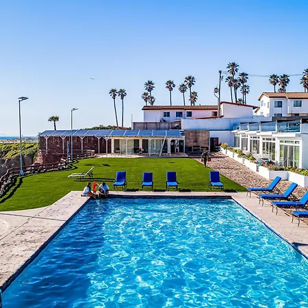 Dog-Friendly Beachfront Retreat With Rooftop Deck, Pool, Hot Tub, & Kitchen-2
