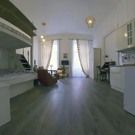Oktogon Modern Apartment-3