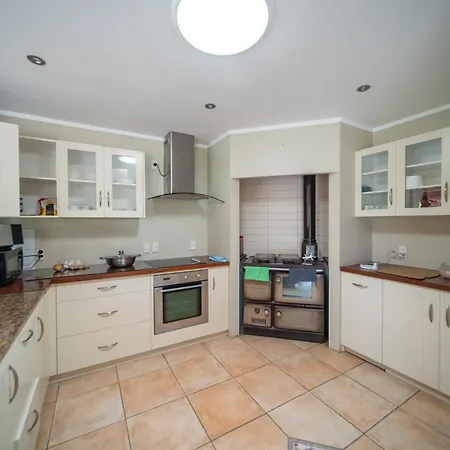 Hilltop Farm House - Perfect For Groups & Gathering-3