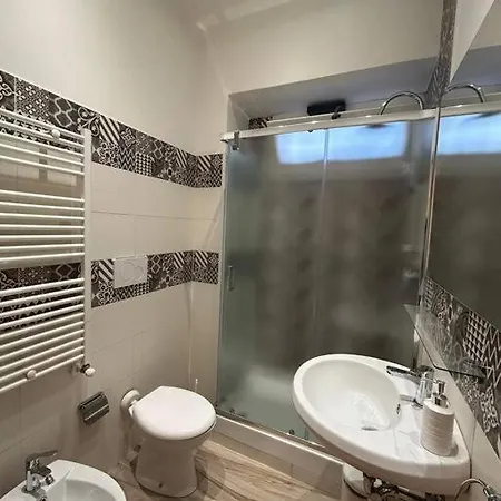Appartamento 6 Posti Letto Roma-2