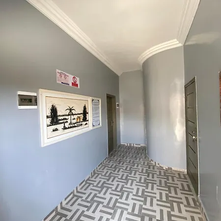 Le Petit Manoir-3