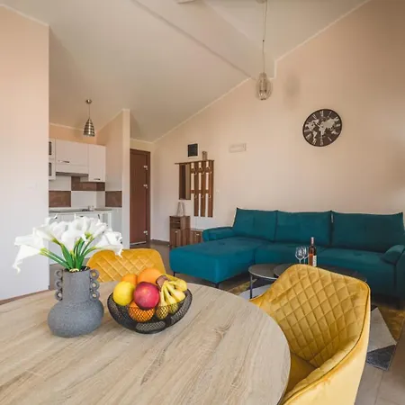 Lux Seaside Residence-2