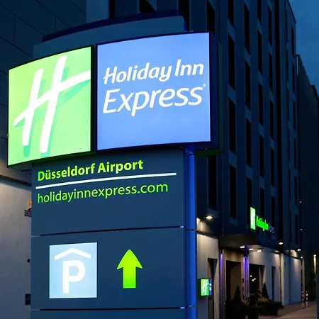 Holiday Inn Express - Düsseldorf Airport-3