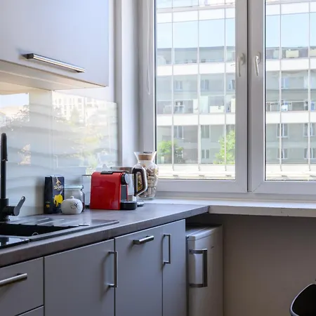 Apartament Centrum Twarda-2