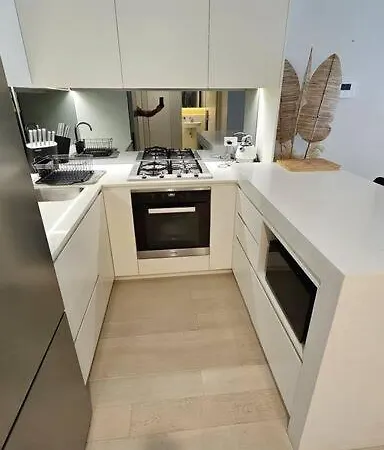 Bondi Junction Bellissima-3