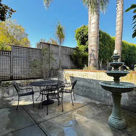 Montecito Cottage-2