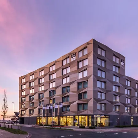 Holiday Inn - The Niu, Crusoe Bremen Airport By Ihg-2