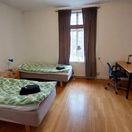 Four Room Apartment In The Middle Of The City Centre-3