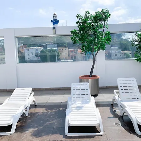 Depa De Lujo Con Piscina Y Jacuzzi-3