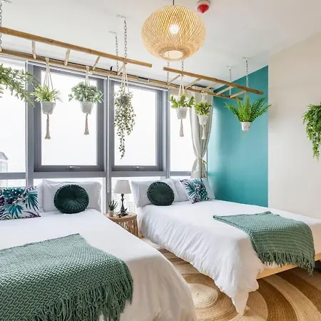 Urban Oasis Serenity In The City W Pool Gym More-3