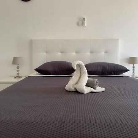 3 Bedroom Apt, Free Wifi & Ac, Cidadela - Lcgr-3