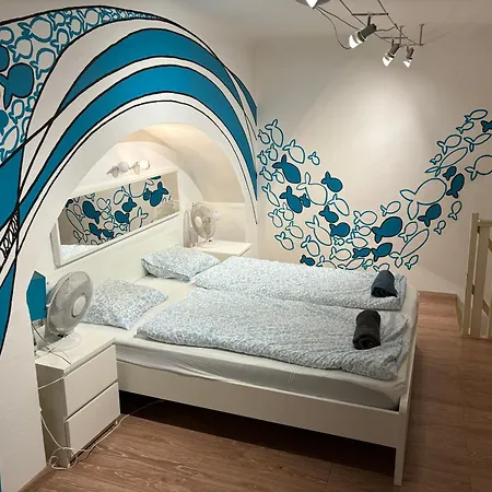 Feel Like Home In The City Center Up To 5 Guests-2