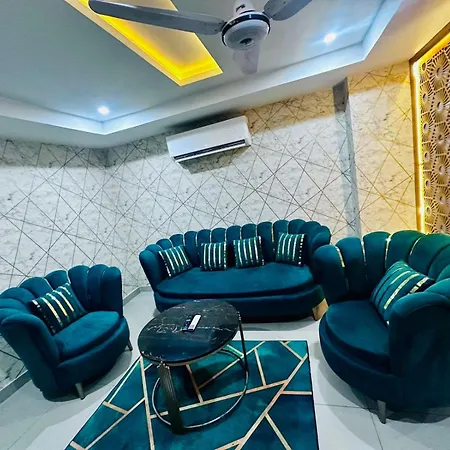 Royal Skyline Suite Rooftop Lounge-2