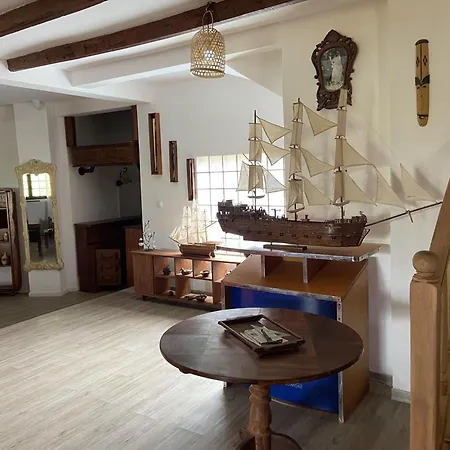 Rhv Guest House-3