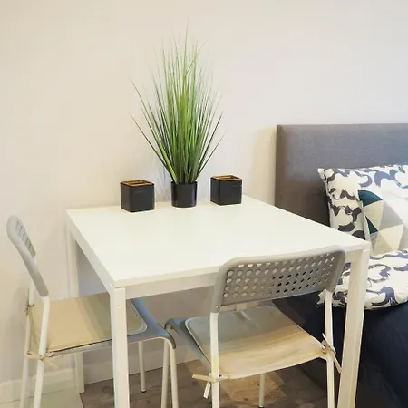 Moon Apartment A 180-2