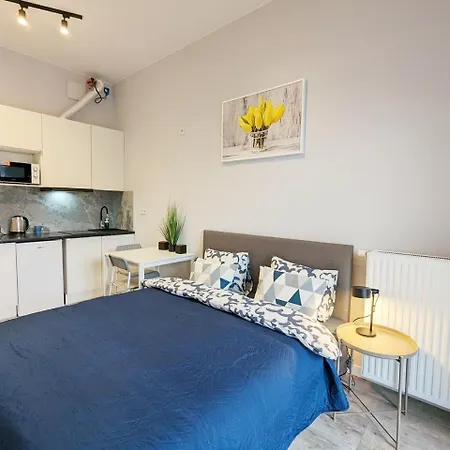 Moon Apartment A 180-3