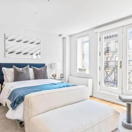 Studio W Charming Juliet Balcony In Upper East-2