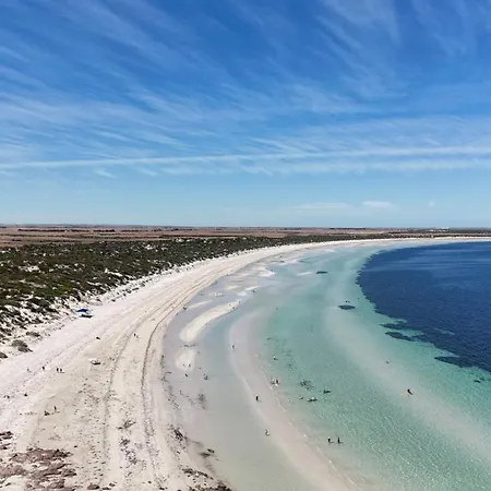 Latone Sea Lodge - Entire Home In Port Hughes-2
