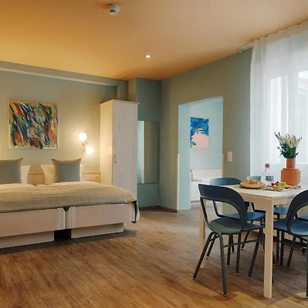 Hotel Kunterbunt in Würzburger Innenstadt-3