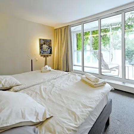 Vida Prostorny 220 M2 3Br Apartman S Krbem A Zahradou, Idealni Pro Rodiny-2