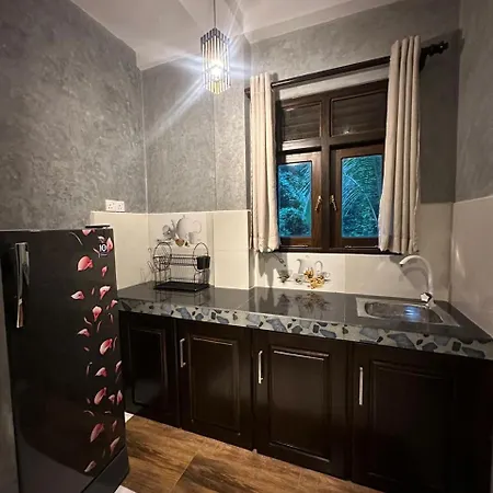 Villa Secret Stream-2