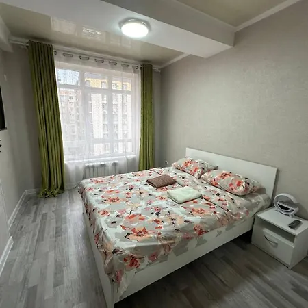1-Bedroom Elitehouse On Chuikova 132V-2