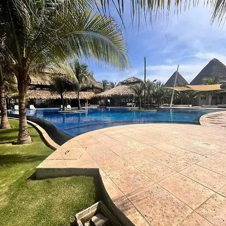 La Mar Monterrico-2