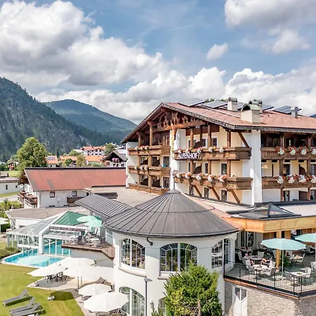 Wellness&Sporthotel Alpenhof-3