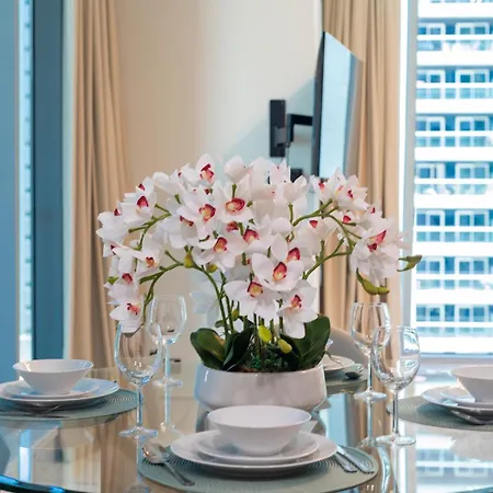 Elegant Studio Near Burj Khalifa And Dubai Mall-2