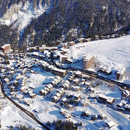 Appartement Cosy A Courchevel Avec Chambre Spacieuse Et Parking - Fr-1-563-44-2